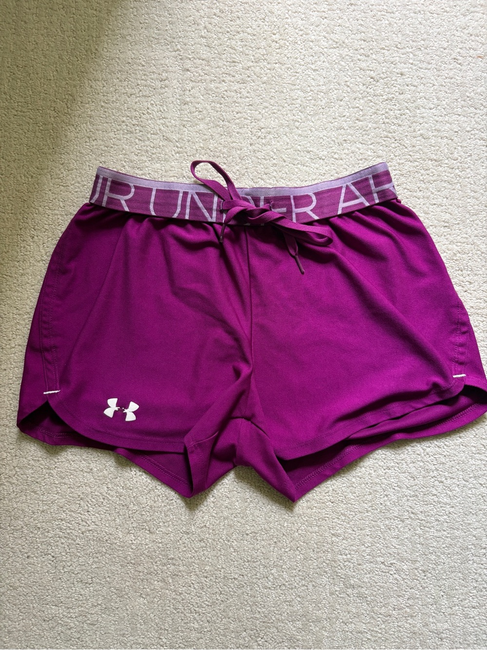 Under Armour Women's Magenta Training Shorts with Elastic Waist Size XS